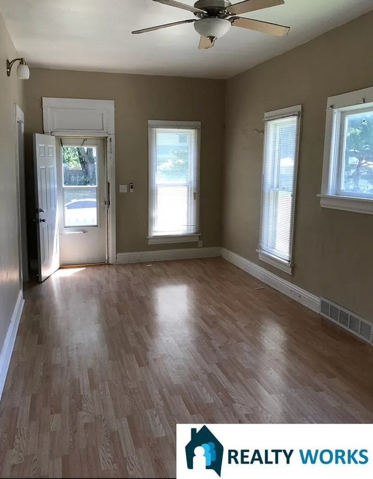 3226 Orchard Street - Photo 2 of 19