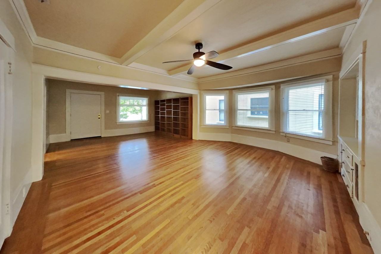 2014 2nd Ave - Photo 2 of 31