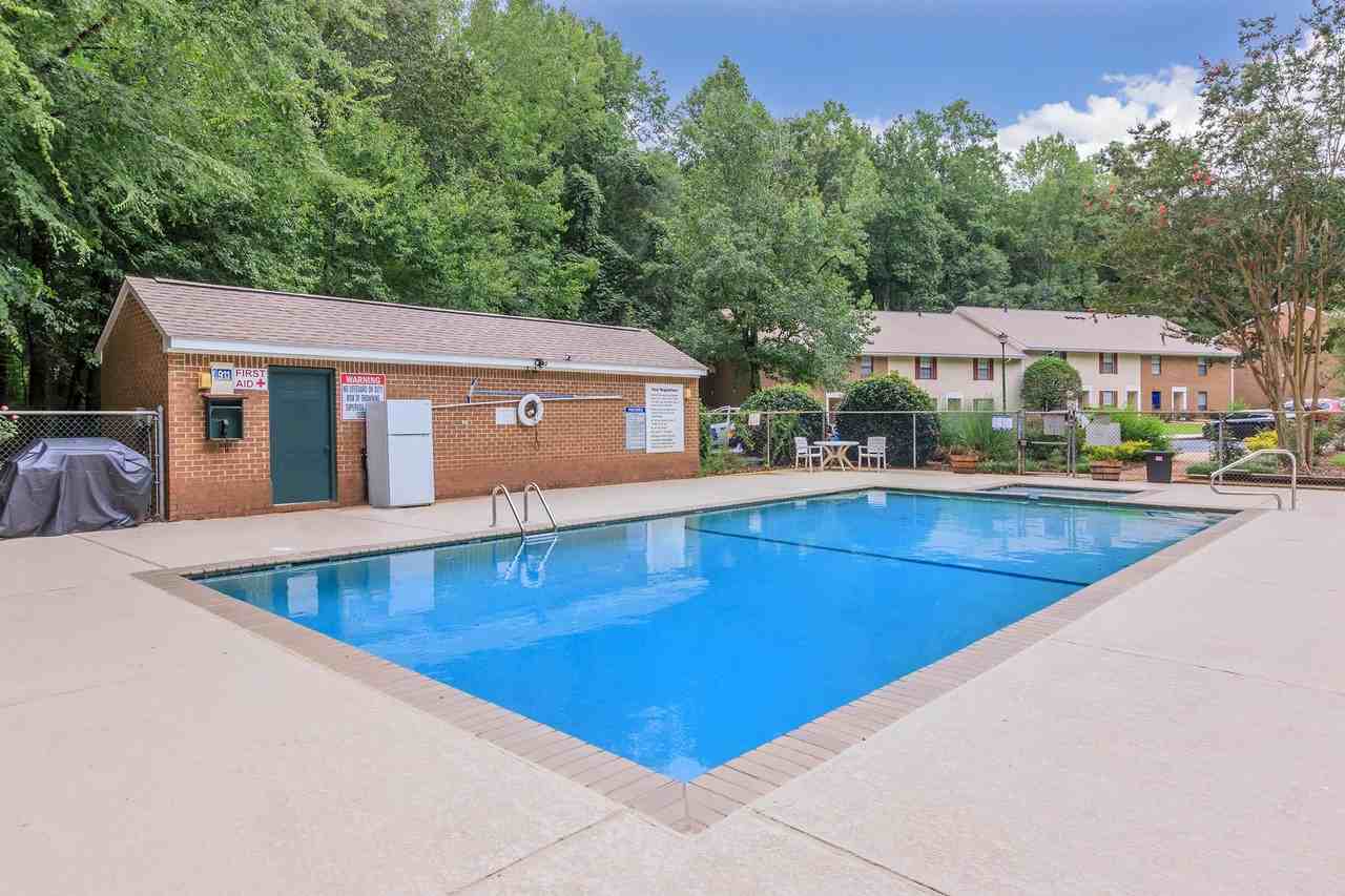 Ashley Oaks Apartments - Photo 4 of 50