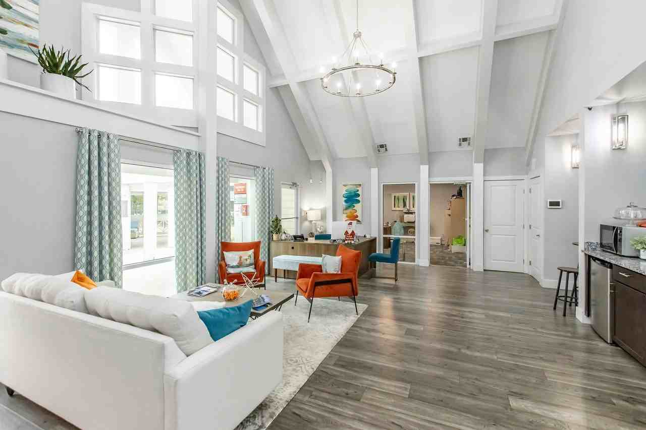 River Walk Savannah - Photo 7 of 50