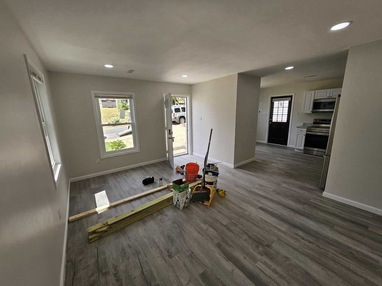 906 Elfin Ave #NA - Photo 3 of 23