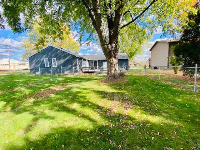 1980 Tumblebrook Rd #NA - Photo 3 of 24