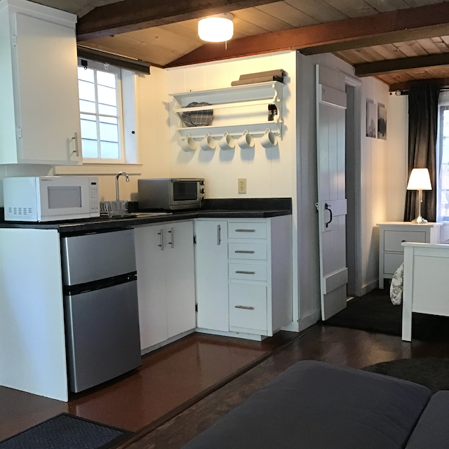 3467 Monroe Ave #B - Photo 6 of 10