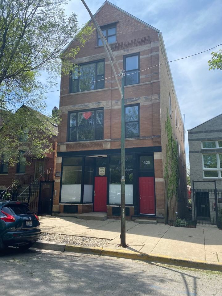 1628 N Marshfield Ave #1F - Photo 2 of 12