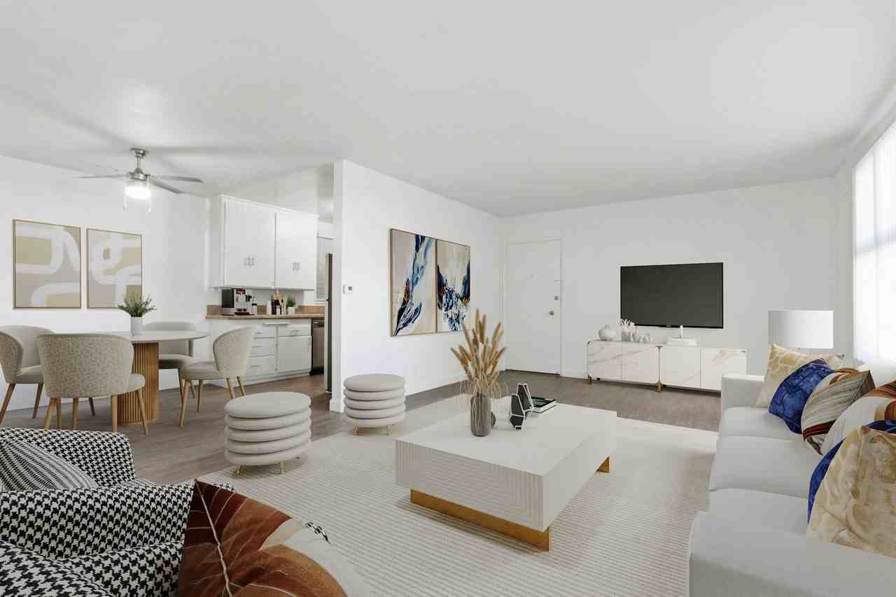 Doheny Drive - Photo 4 of 44