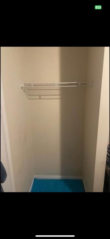 325 Lester St - Photo 3 of 3