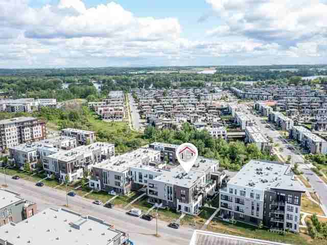 906 Avenue Pierre-Dansereau #306 - Photo 2 of 17