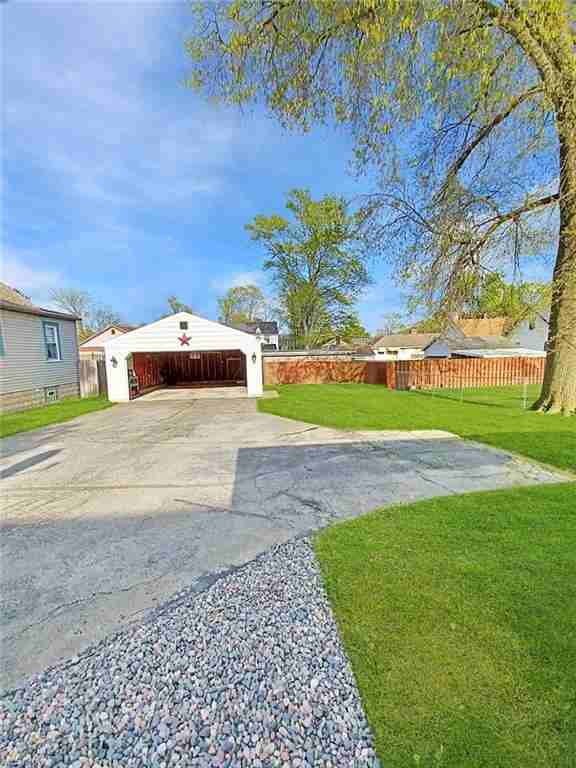 5059 Friendship Ave - Photo 2 of 28