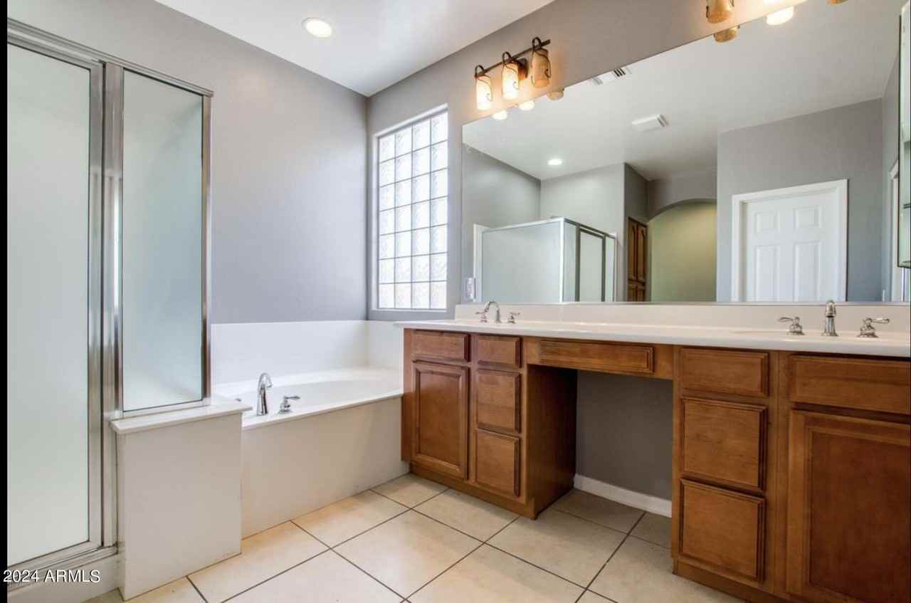 2437 West Red Range Way - Photo 3 of 5