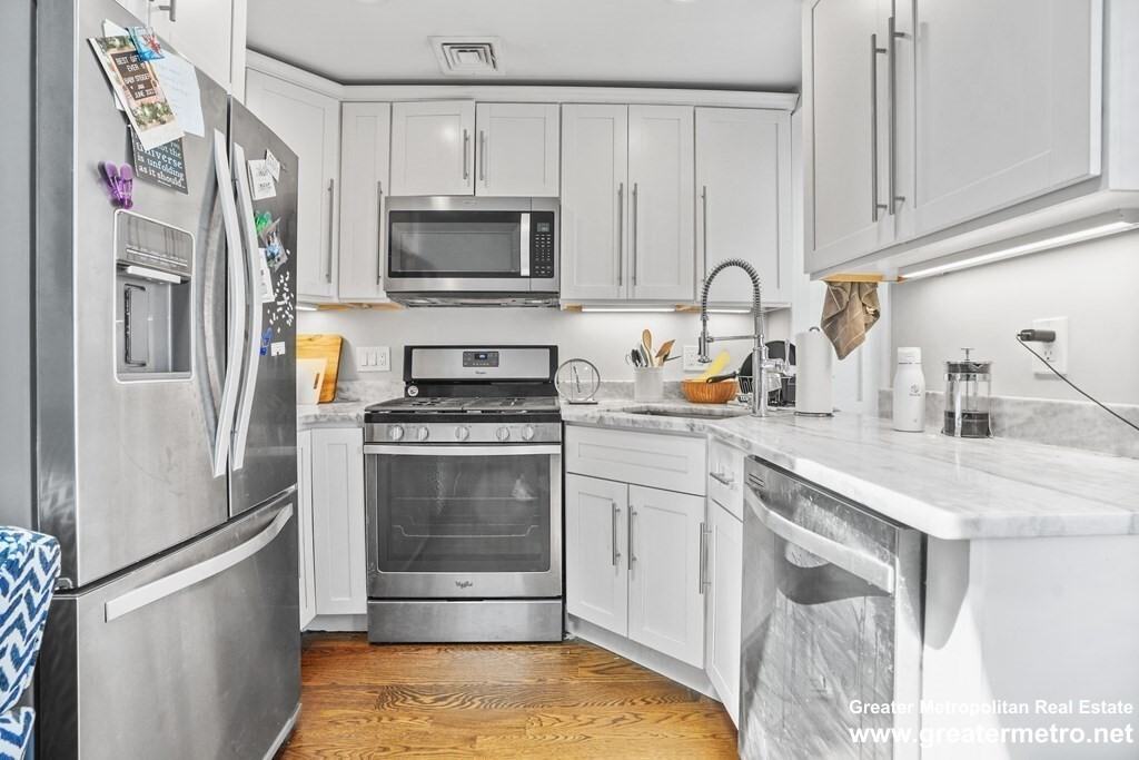 130 M St #2 - Photo 4 of 9