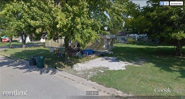 1301 E 15th St - Photo 2 of 3