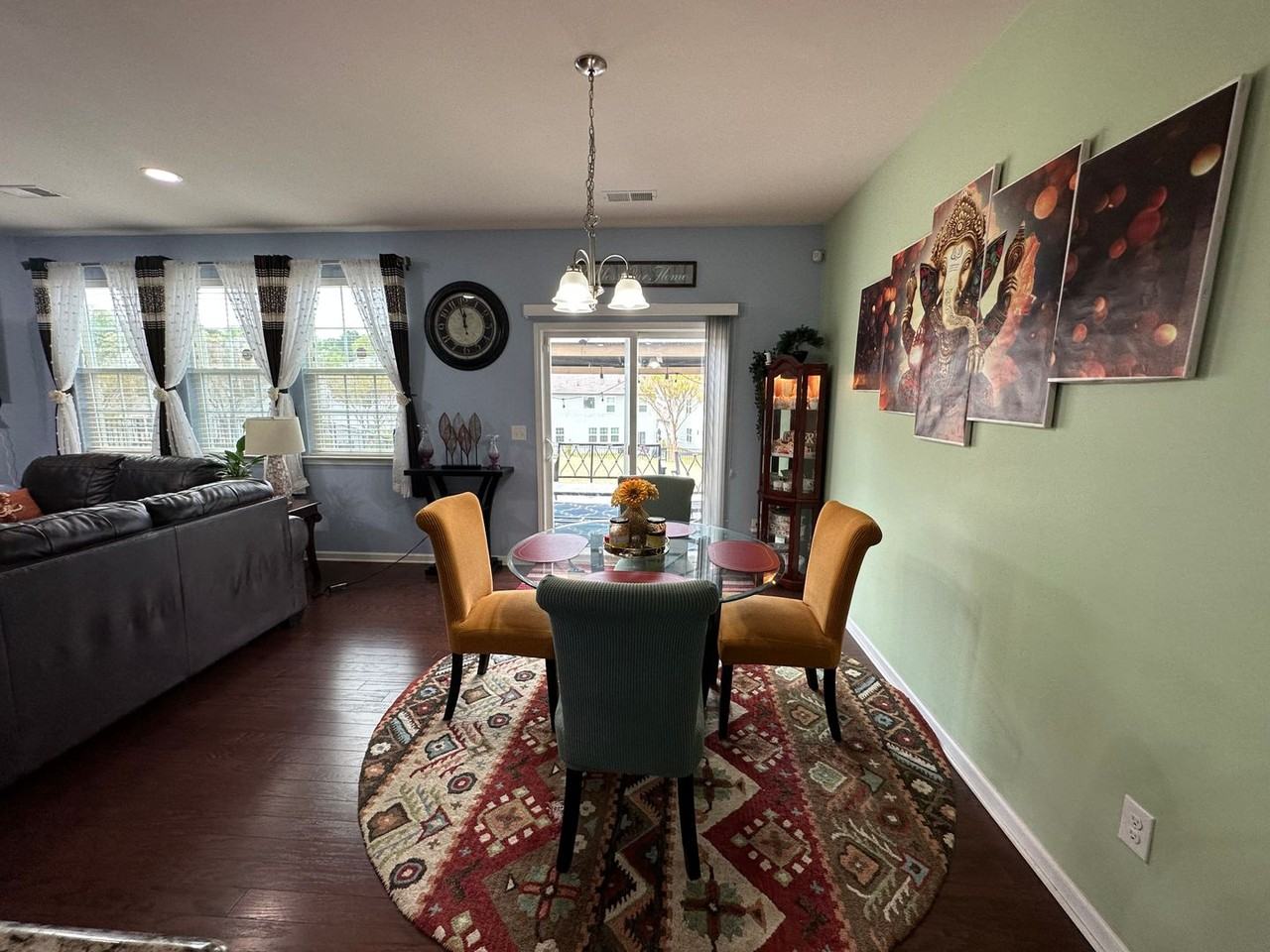 137 Sequoia St - Photo 5 of 21