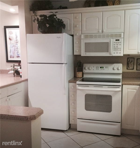 Fleur De Mer - Photo 2 of 10