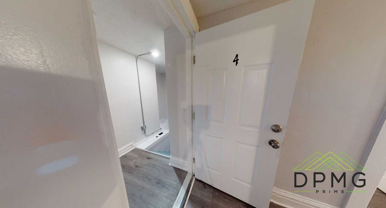 214 214 East Elm - 4 #4 - Photo 2 of 14