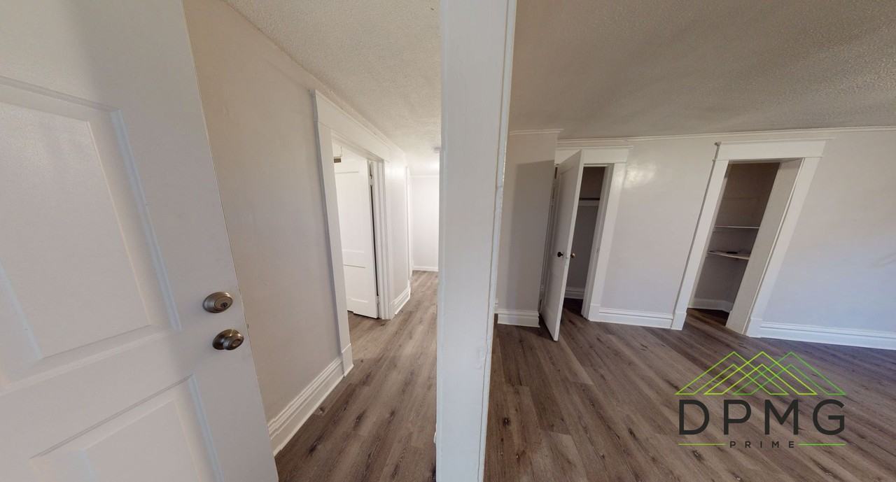 214 214 East Elm - 4 #4 - Photo 4 of 14