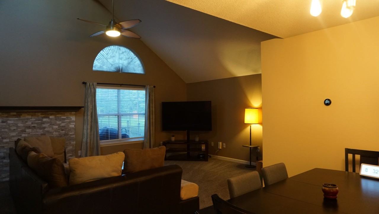 2602 Carmon Dr - Photo 6 of 34