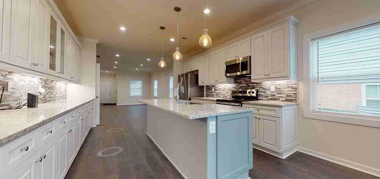 5703 Crestwood Pl - Photo 3 of 19