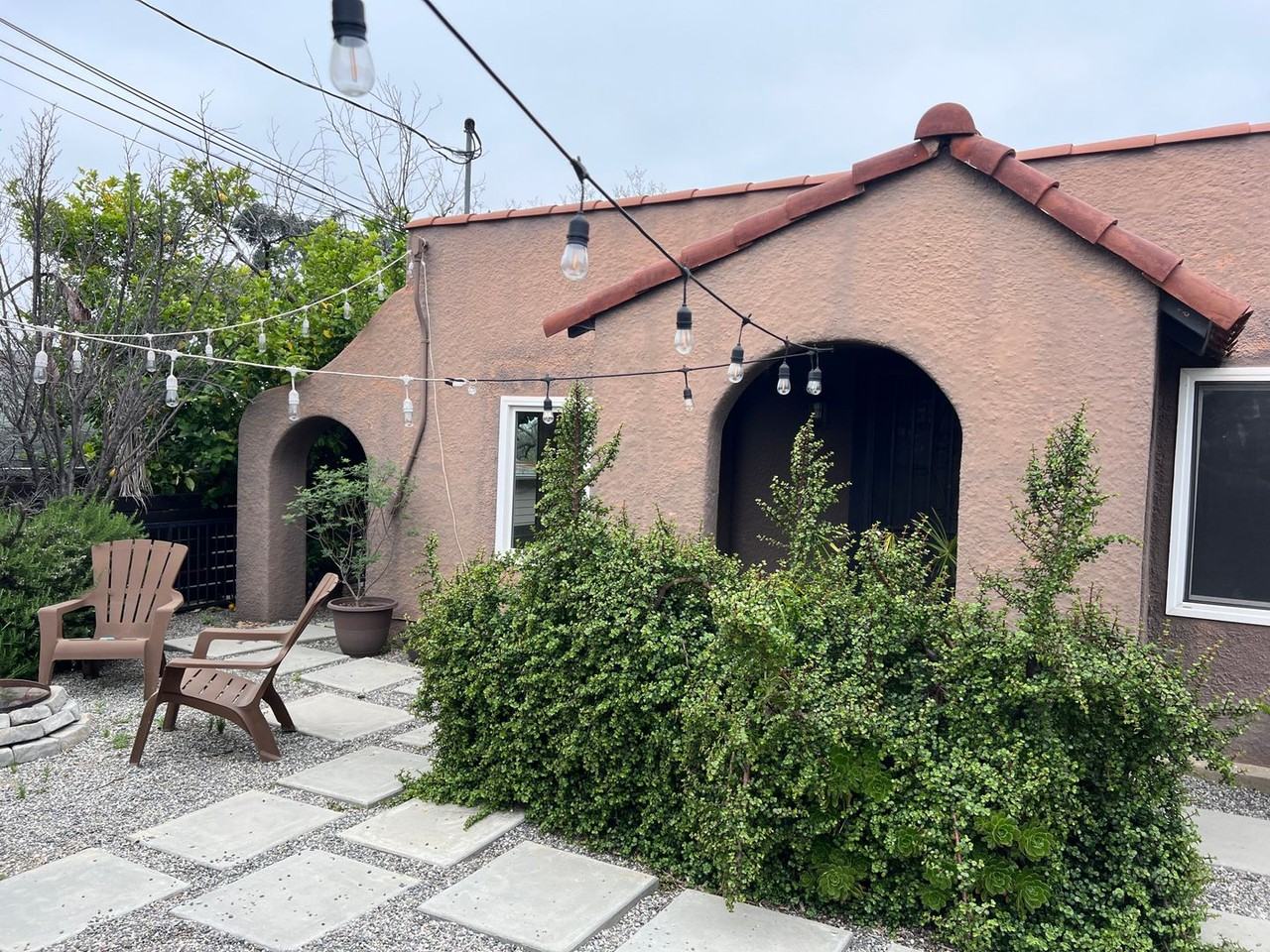 1811 Lucretia Ave - Photo 2 of 31