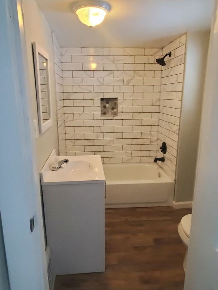 3777 Irving Park ave - Photo 3 of 19