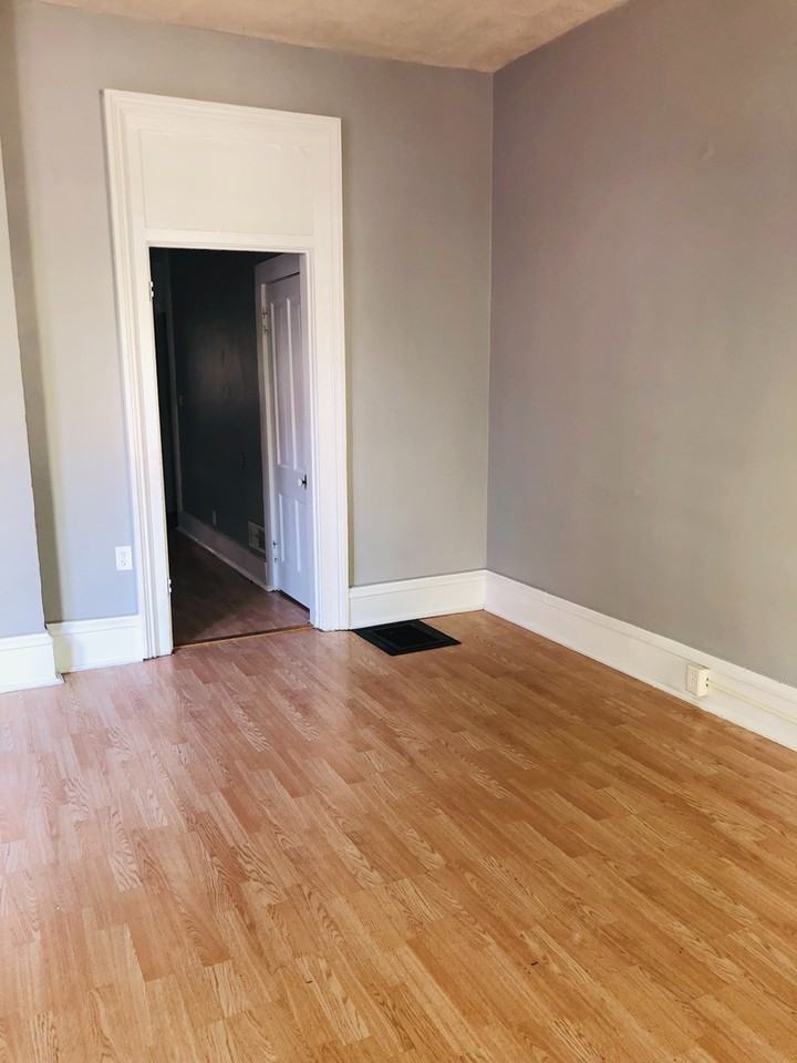 703 North St - Photo 2 of 5