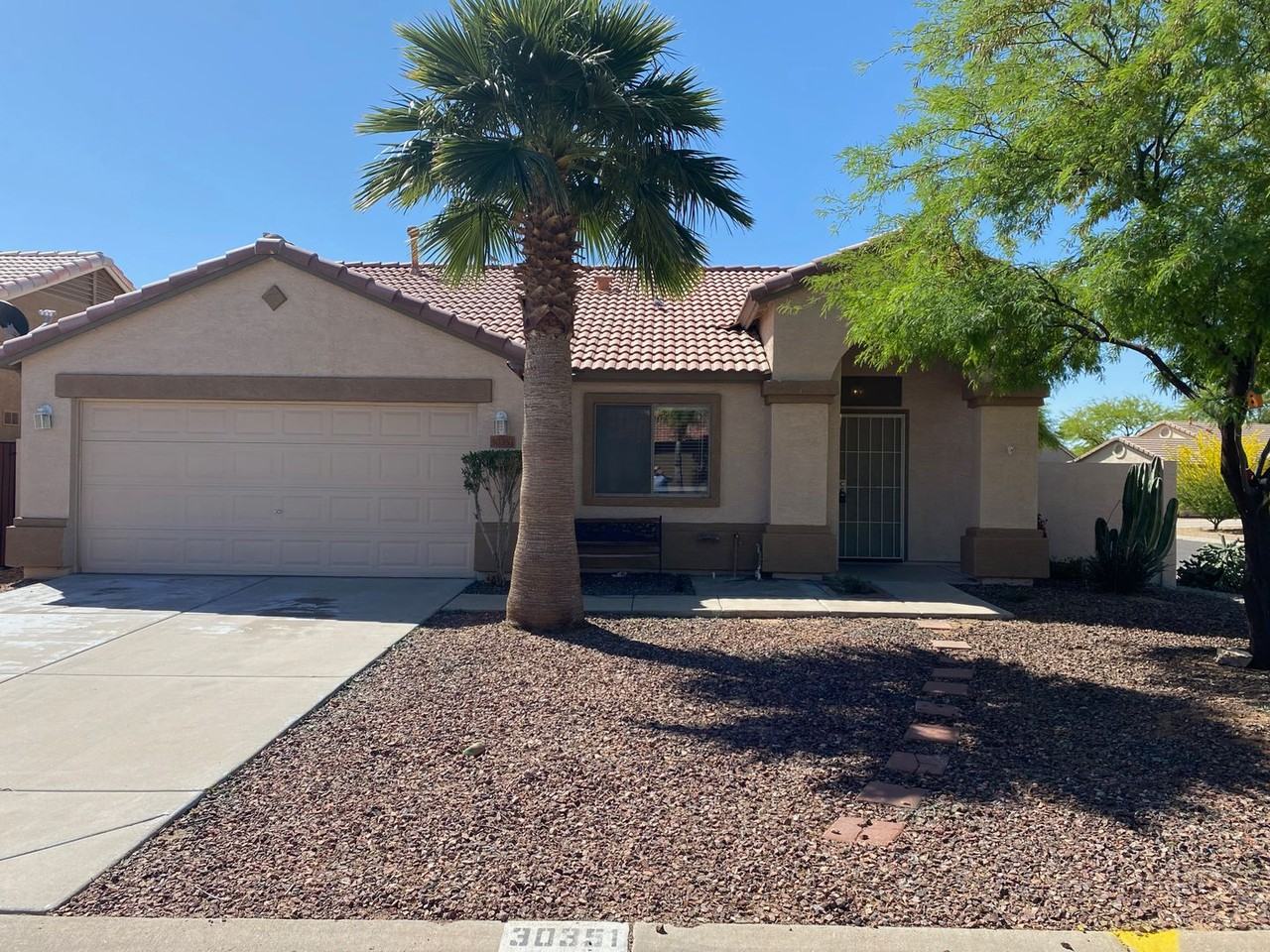 30351 N Maple Chase Dr - Photo 2 of 27