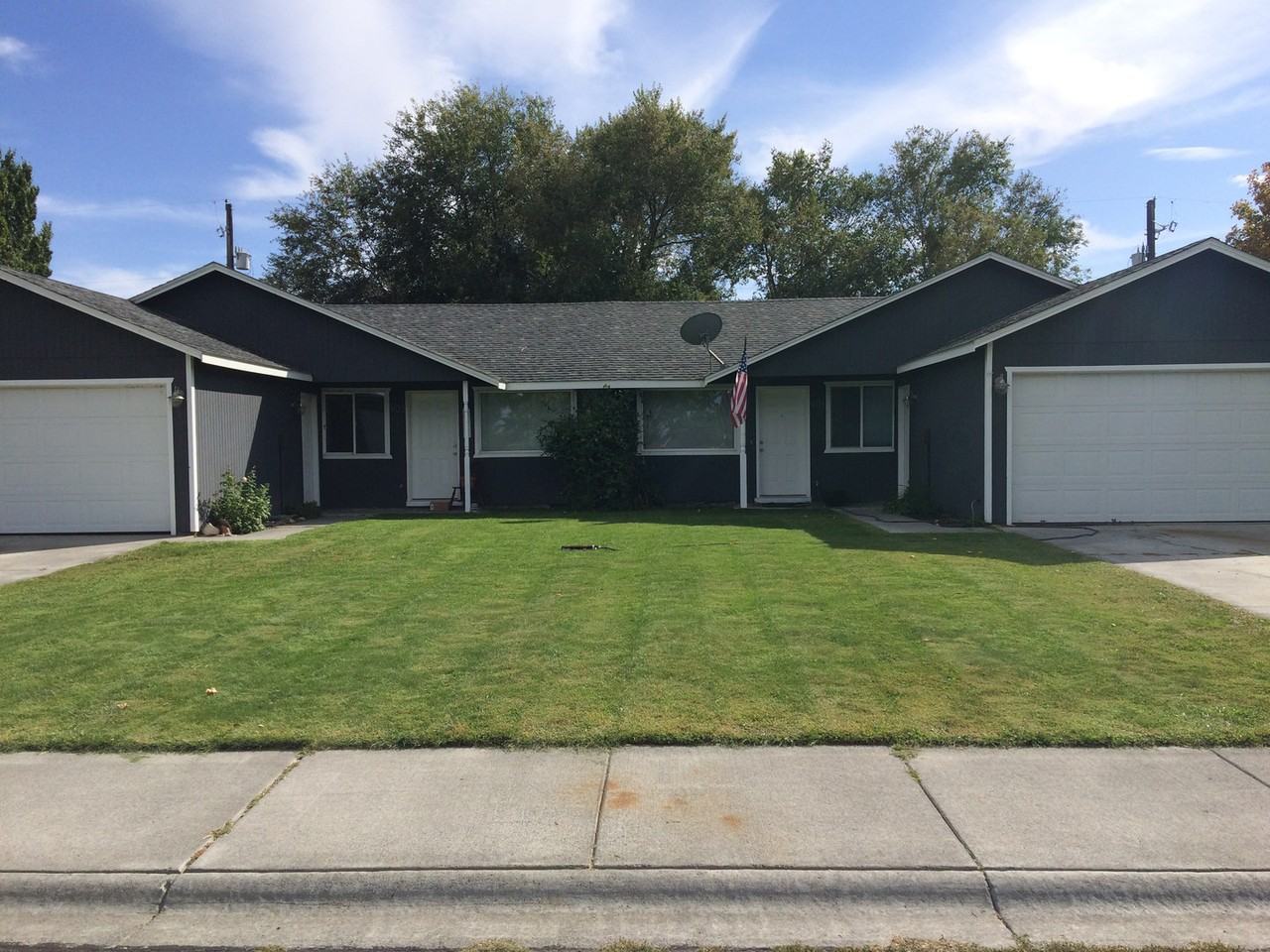 901 E Ball Ct - Photo 2 of 17