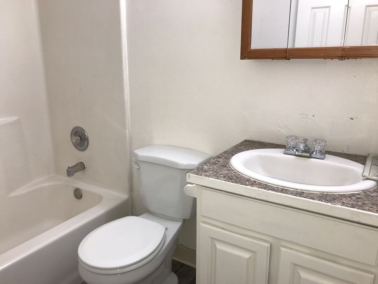 903 E Ball Ct - Photo 6 of 16