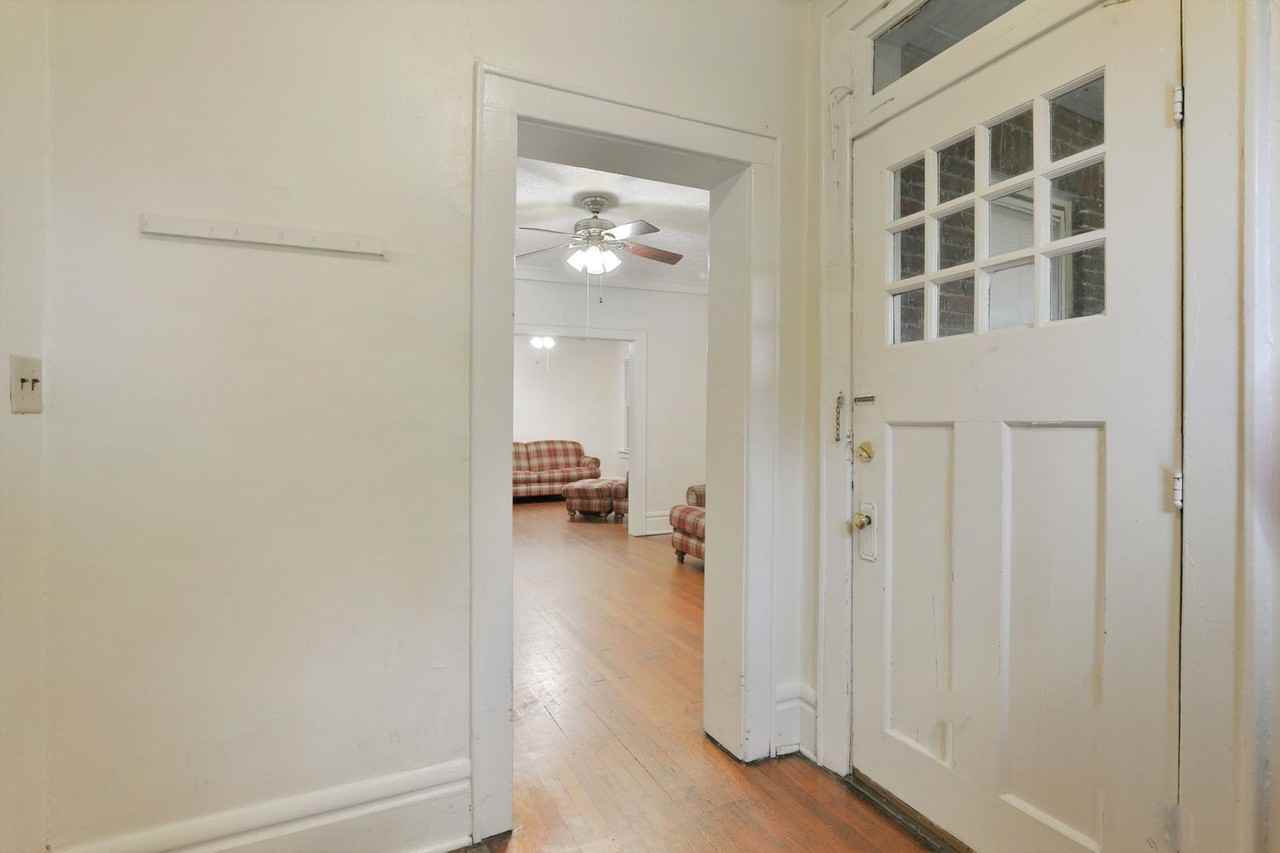 268 E 13th Ave - Photo 6 of 24