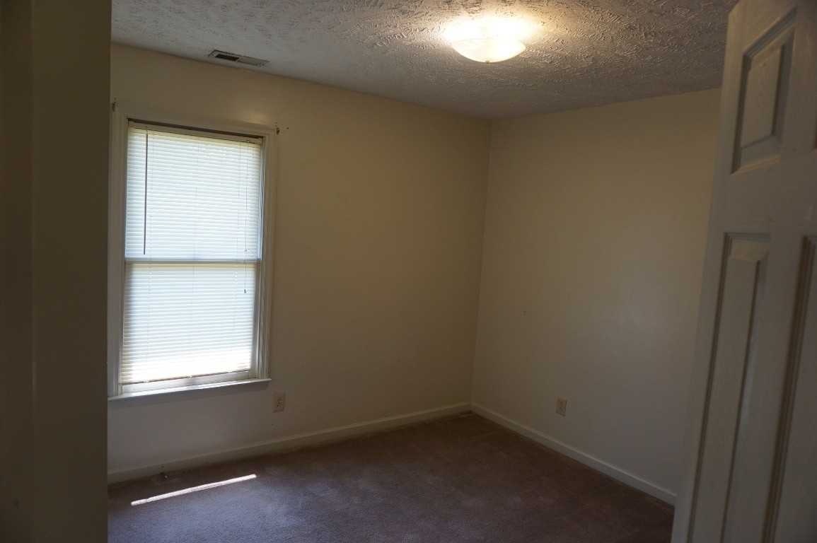 2808 Rosemeade Dr - Photo 6 of 12