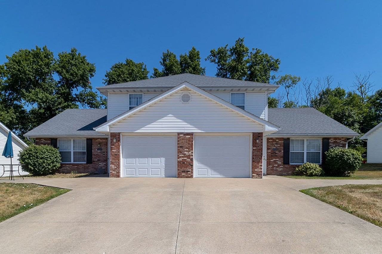 1635 Bold Ruler Ct - Photo 2 of 25