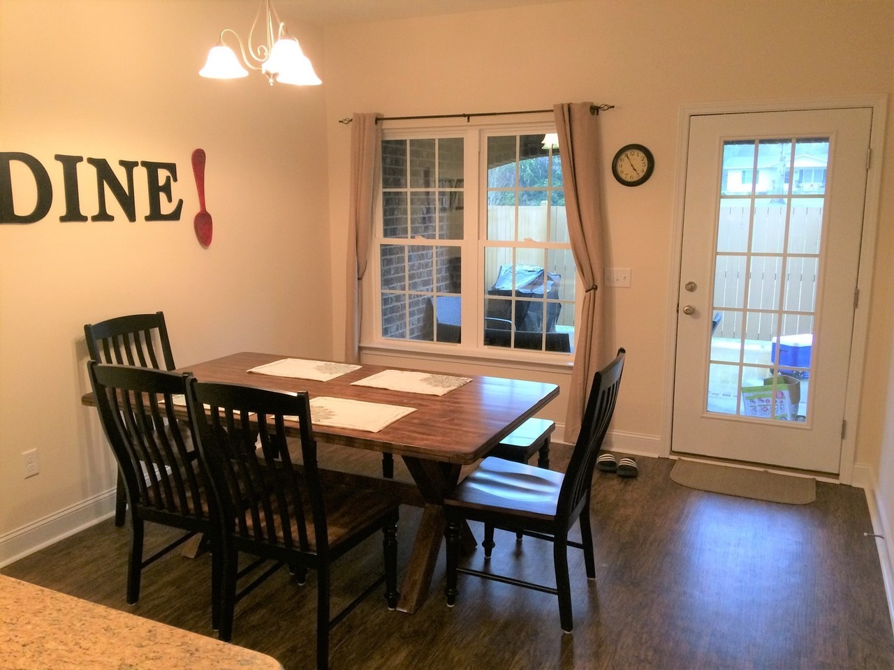 112 Ledbury Cv - Photo 2 of 15