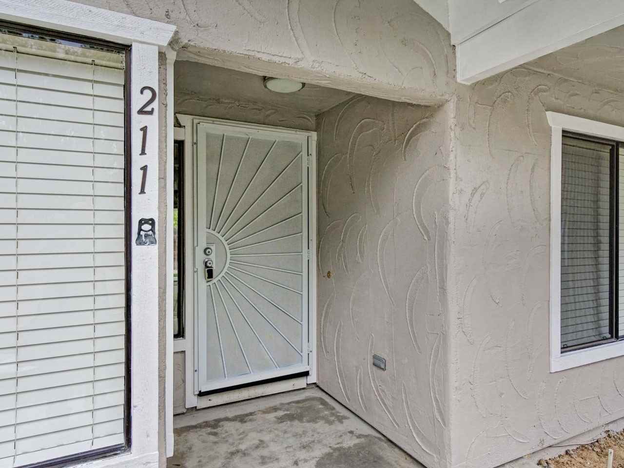 211 Via Pelicano - Photo 3 of 24