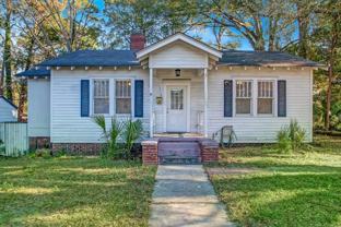 1318 Se 36th St - Photo 1 of 1