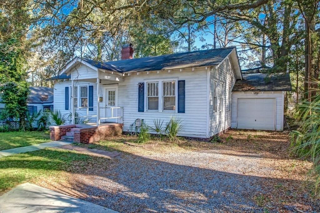 1318 Se 36th St - Photo 4 of 23