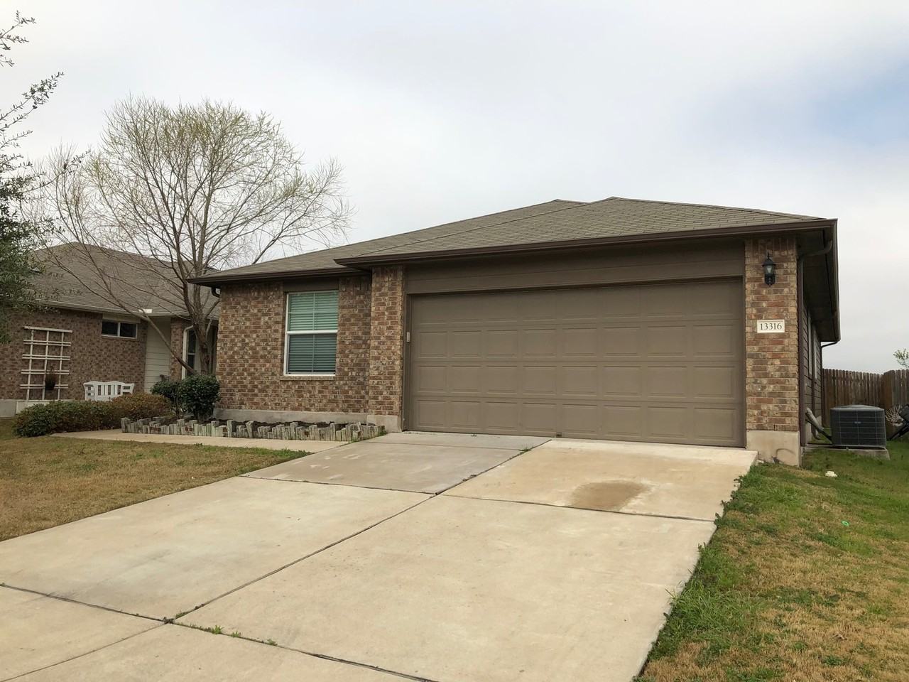 13316 Pine Needle St - Photo 2 of 15