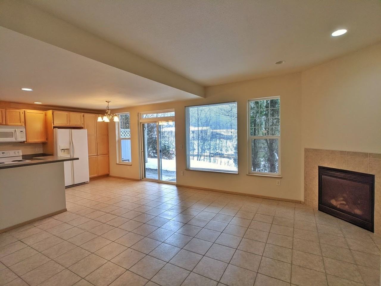 1901 Davis Ave ##B1 - Photo 4 of 26