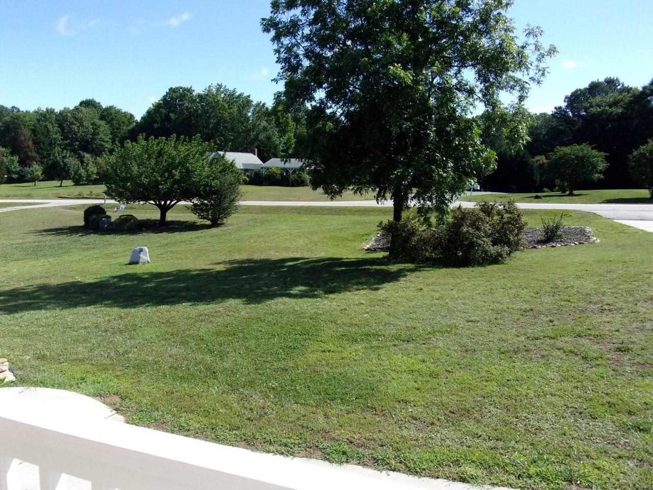 1961 Williford Woods Ln - Photo 3 of 33