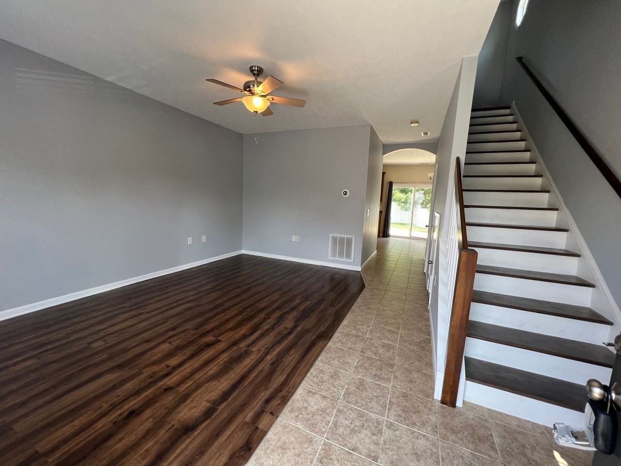 1238 Settlers Ln - Photo 2 of 11