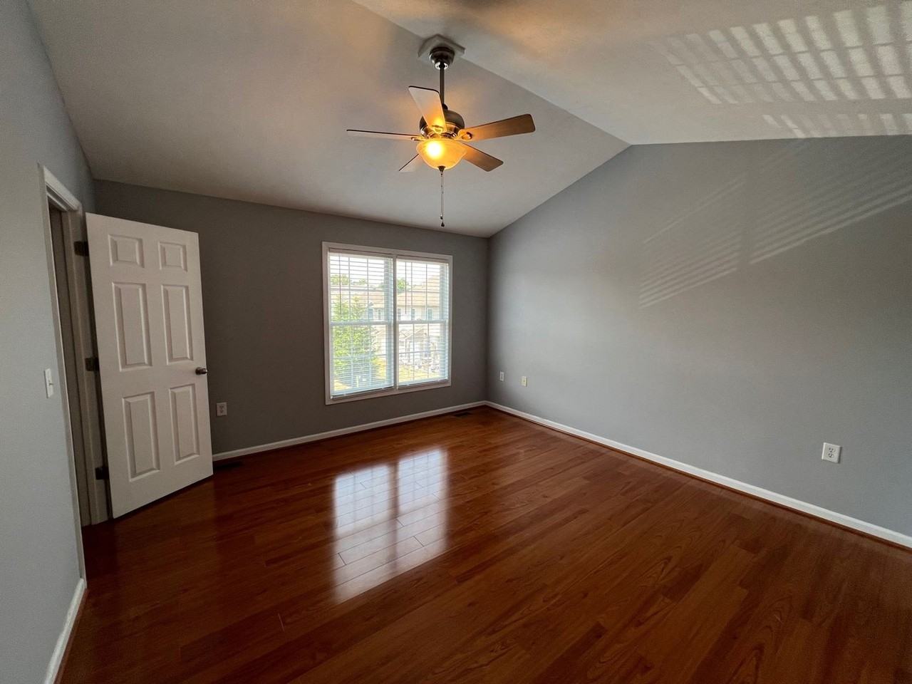 1238 Settlers Ln - Photo 7 of 11