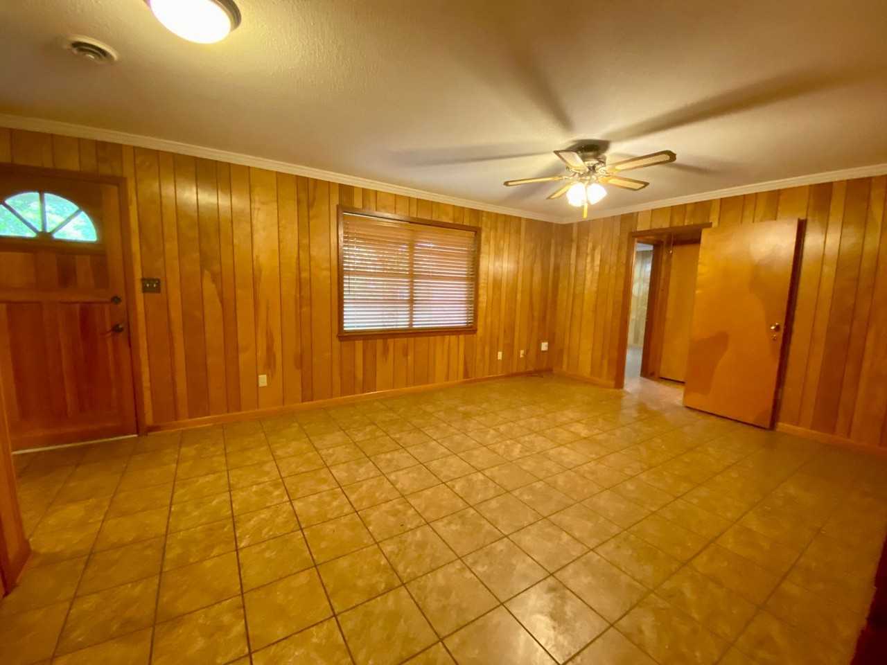 100 Cooper Ave - Photo 3 of 29