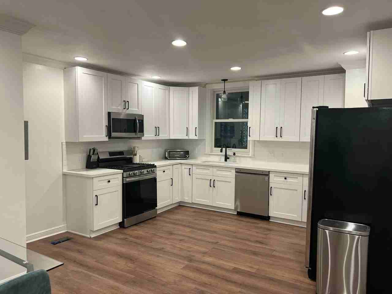 1734 Burdette St - Photo 3 of 12