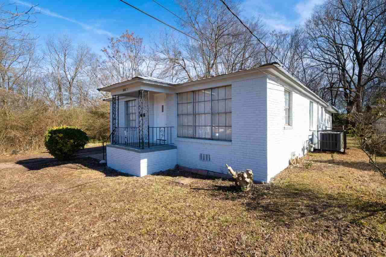 3225 4th Ave N - Photo 2 of 23