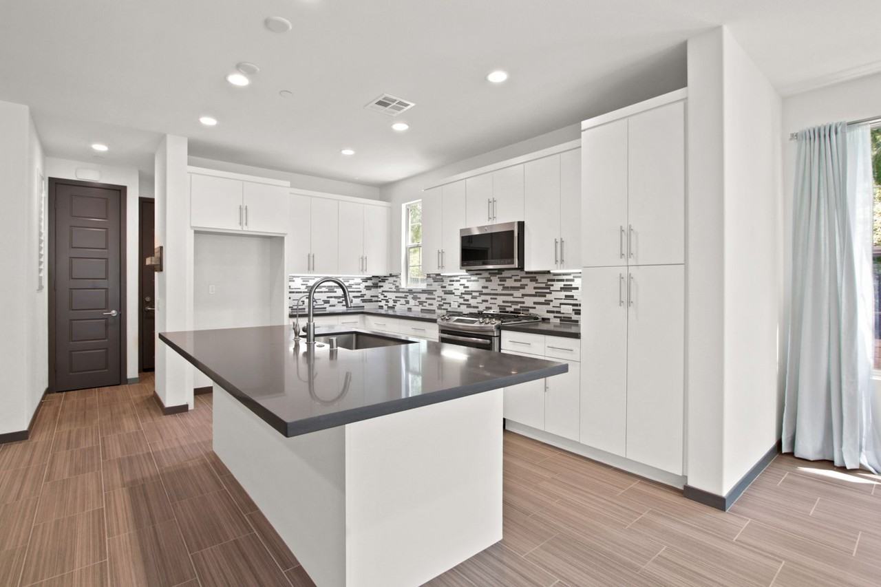 222 Finch - Photo 2 of 26