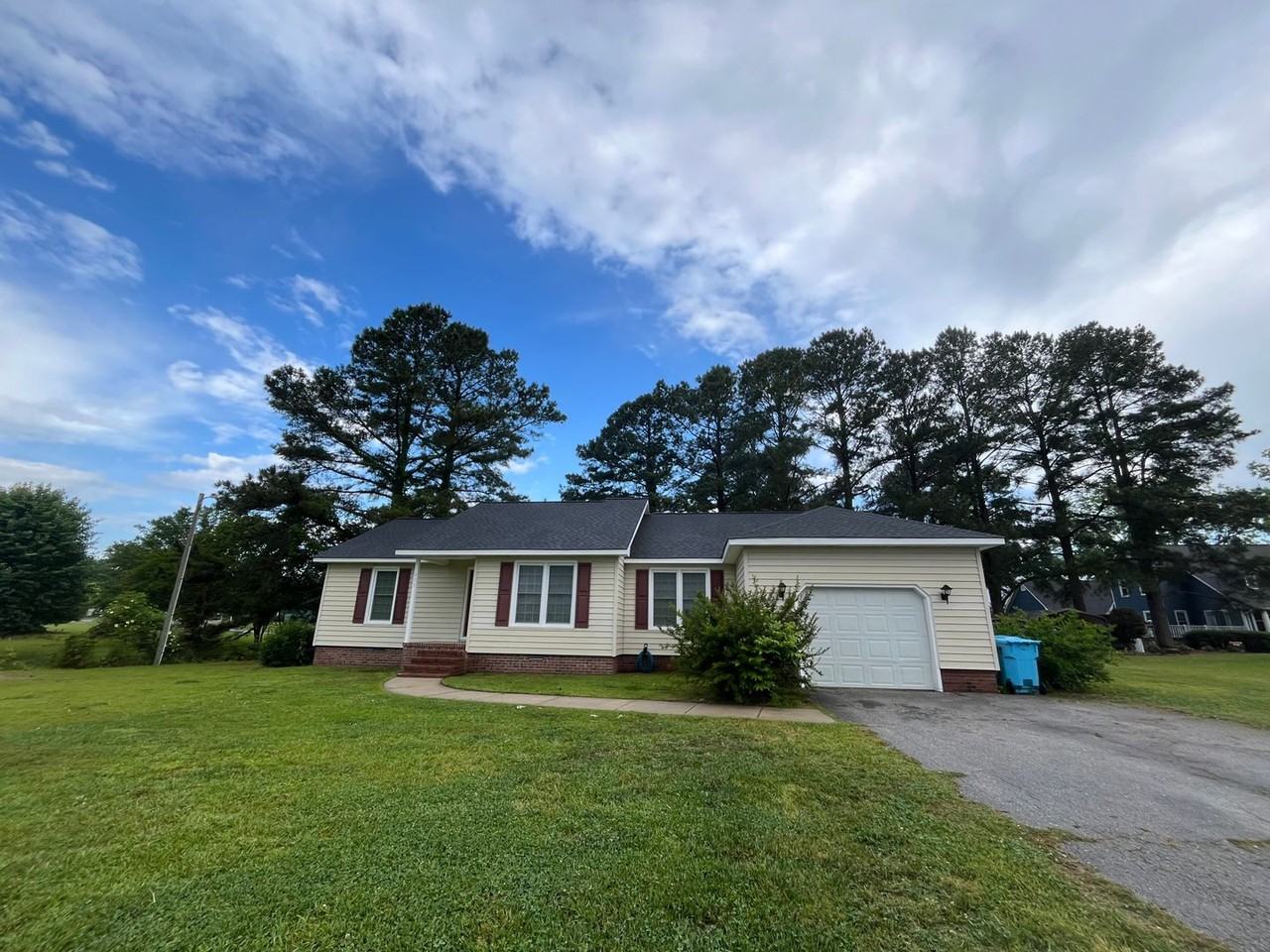 275 Huffmantown Rd - Photo 2 of 37