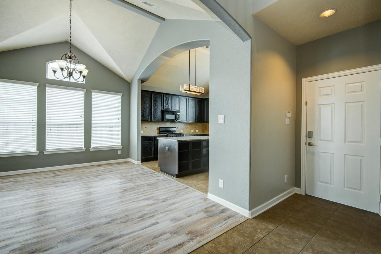 122 Bright Brook Ln #1 - Photo 3 of 27