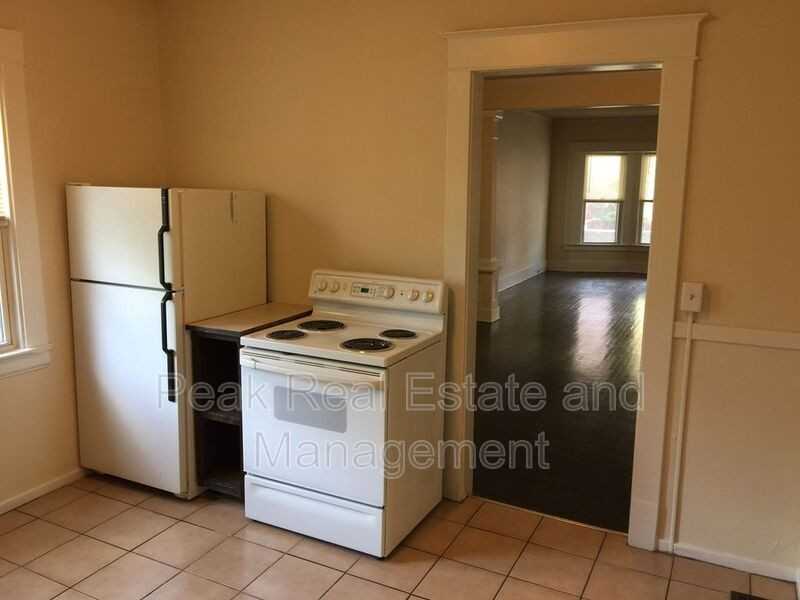 738 Oakland Ave Sw - Photo 5 of 9