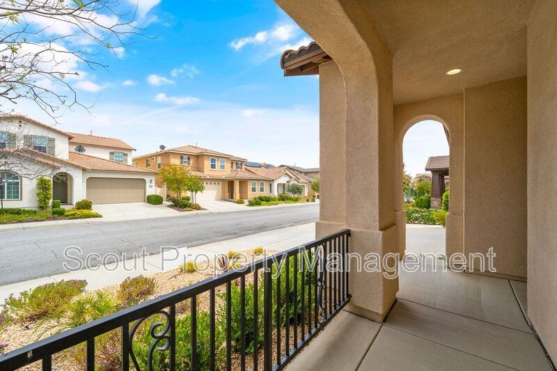 39157 Hidden Creek Ln - Photo 2 of 28