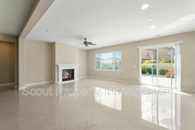 39157 Hidden Creek Ln - Photo 4 of 28