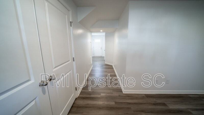 226 Coldwater Creek Ct - Photo 3 of 28