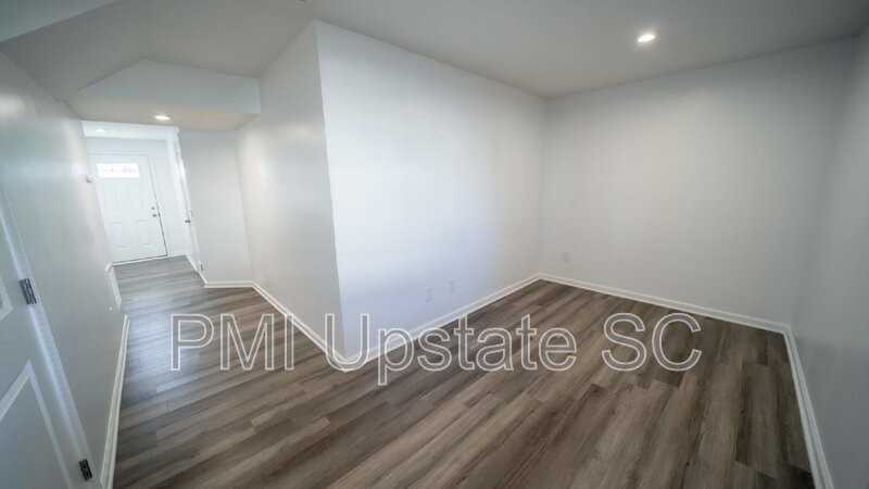 226 Coldwater Creek Ct - Photo 4 of 28